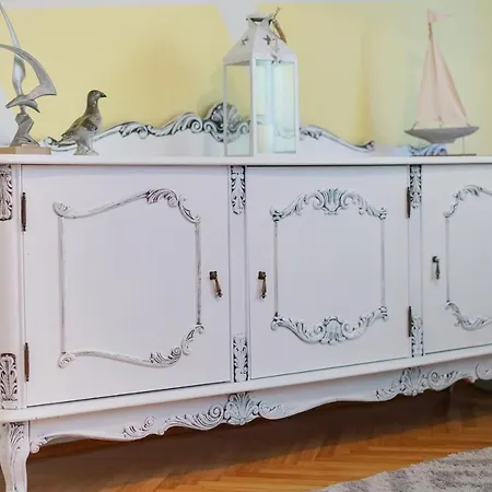 Jardin With Free Cowered Parking 別荘