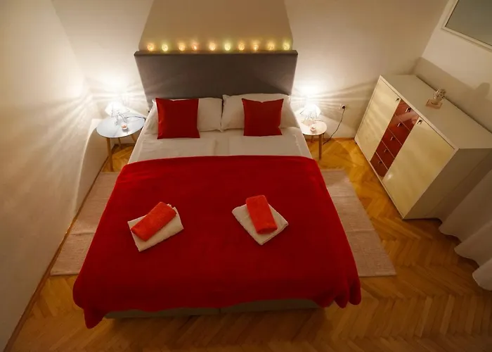 Prázdninový dům Jardin With Free Cowered Parking