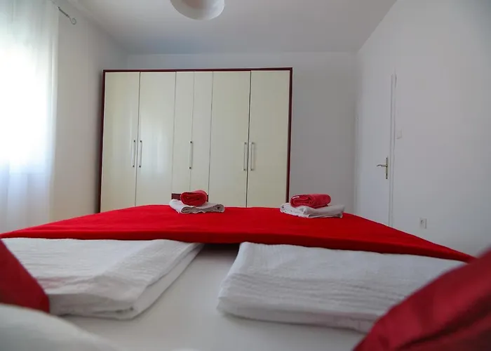 Prázdninový dům Jardin With Free Cowered Parking *