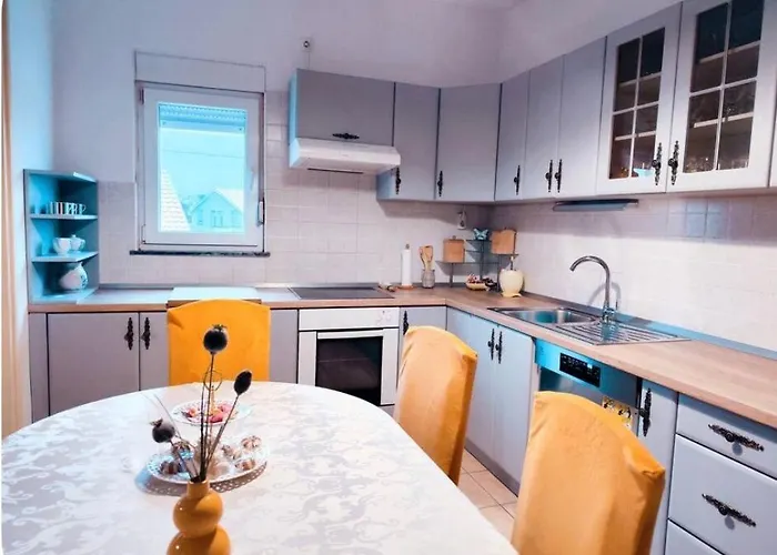 Tatil Evi Jardin With Free Cowered Parking Zadar