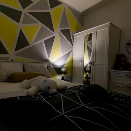 Jardin With Free Cowered Parking Prázdninový dům Zadar