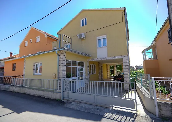 בית נופש Jardin With Free Cowered Parking *